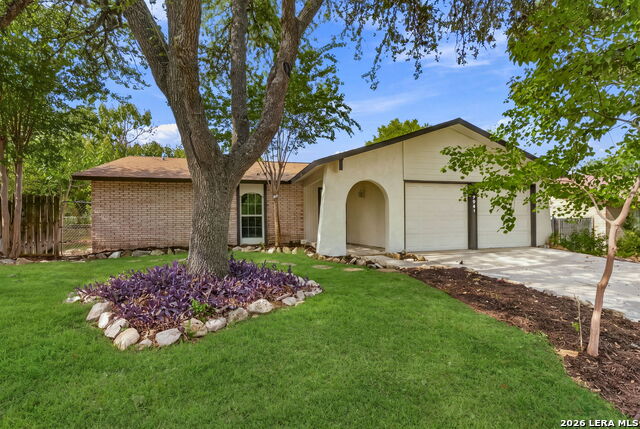 7941 Splintered Oak Property Photo 2