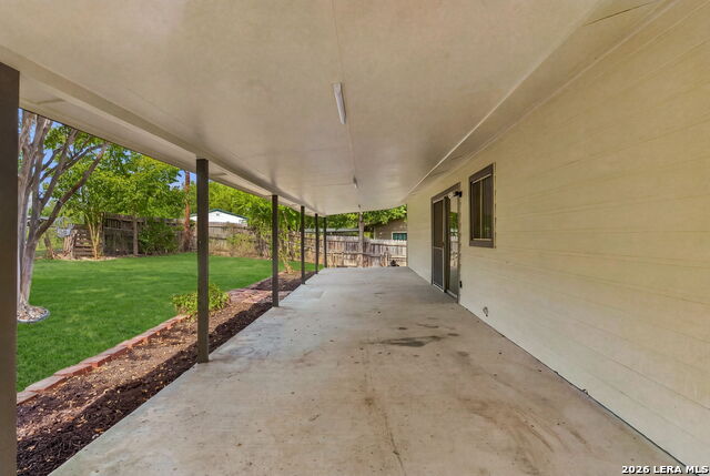 7941 Splintered Oak Property Photo 33