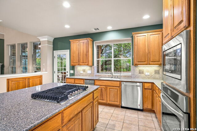 289 Lone Creek Cir Property Photo 16