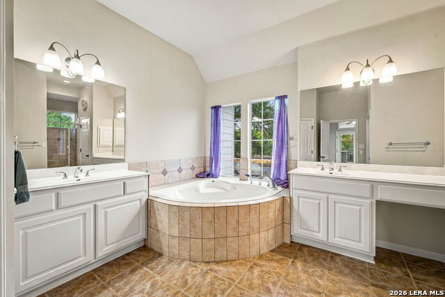 289 Lone Creek Cir Property Photo 23