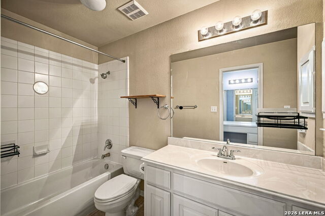 289 Lone Creek Cir Property Photo 33