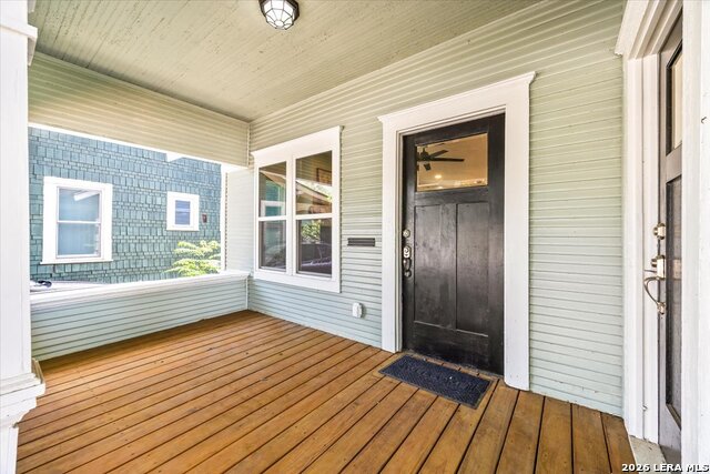 524 Hunstock Ave Property Photo 5