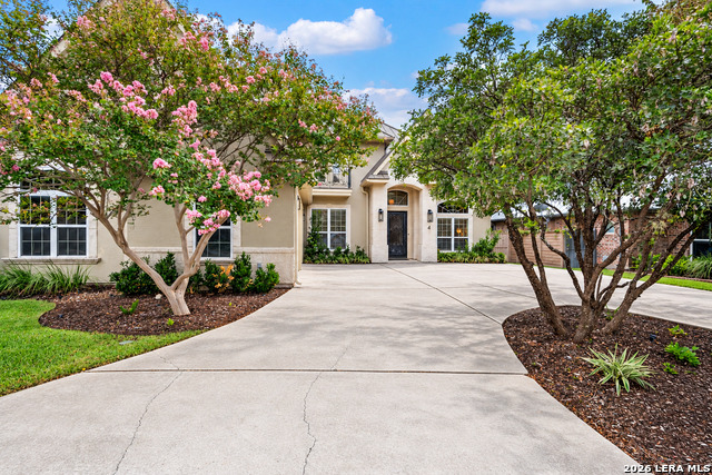 4 Cobham Way Property Photo 1