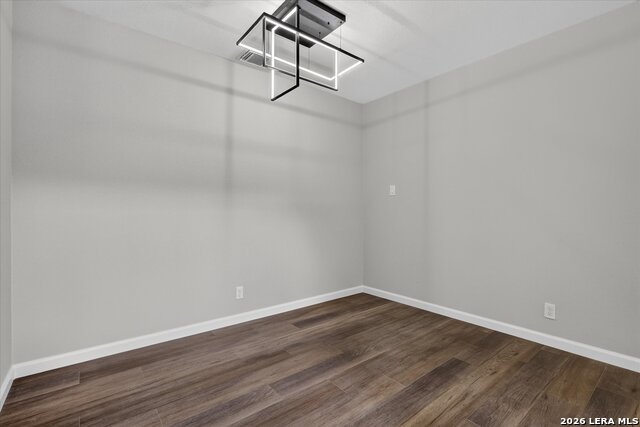 7143 Valewood Vw Property Photo 7
