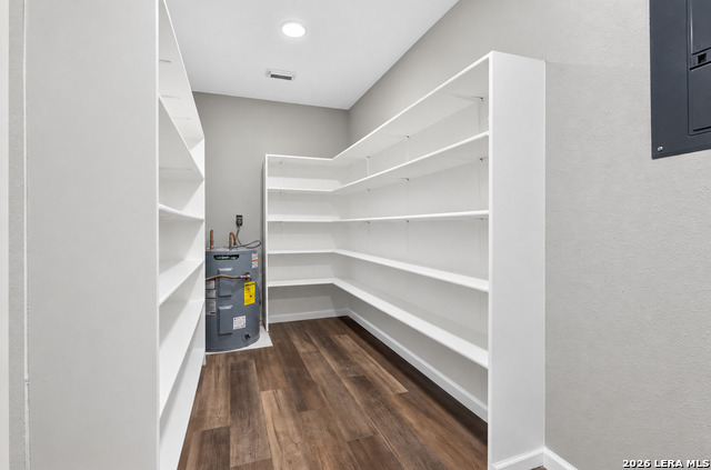 7143 Valewood Vw Property Photo 16