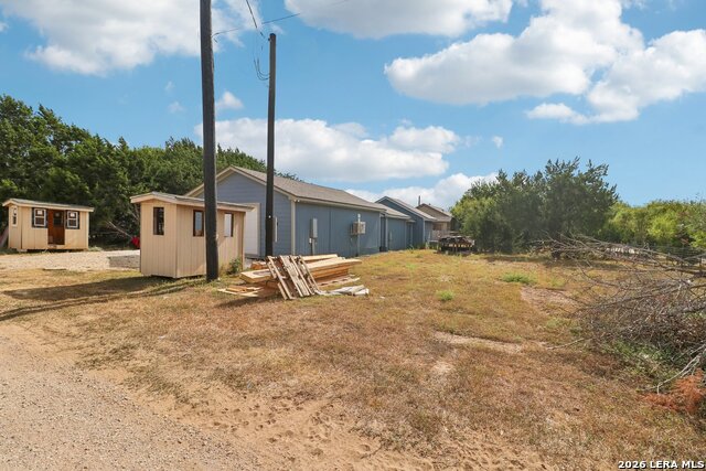 291 Nacona Dr Property Photo 3