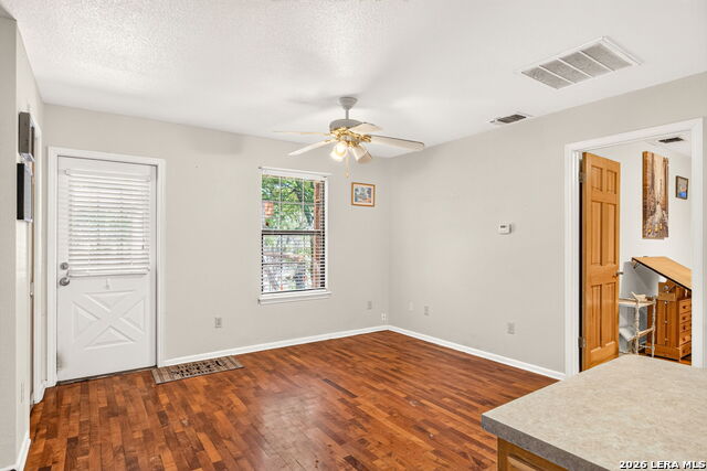 405 Fm 1376 Property Photo 20