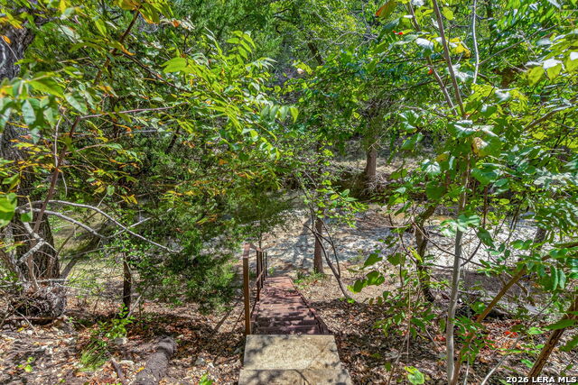 405 Fm 1376 Property Photo 29