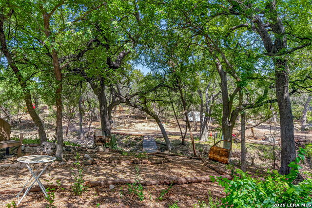 405 Fm 1376 Property Photo 31