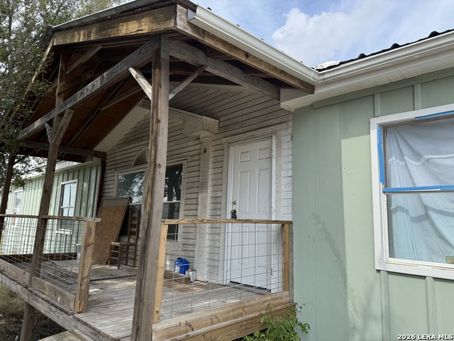 102 Dewey Ln Property Photo 18