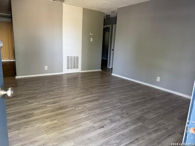 9642 Vale Property Photo 4