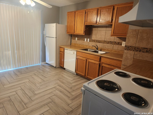 9642 Vale Property Photo 7