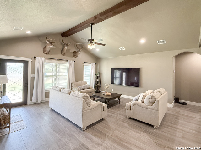 300 Bluebonnet Ave Property Photo 6