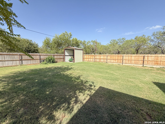 300 Bluebonnet Ave Property Photo 27