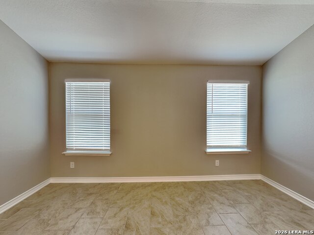 1635 Tree Run Property Photo 2