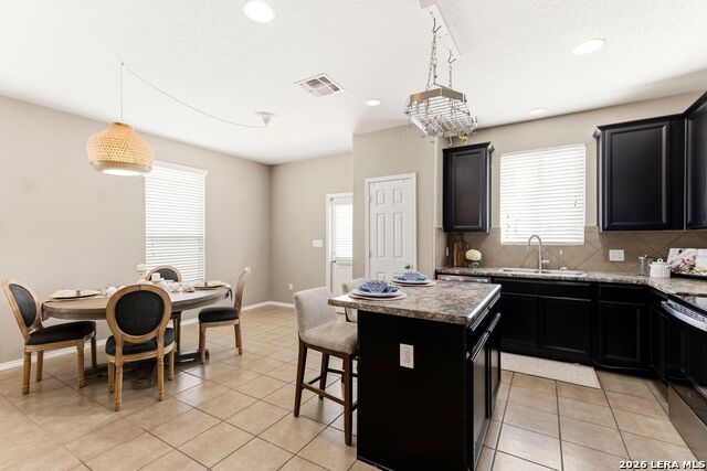 10142 Round Rdg Property Photo 12