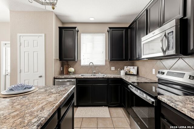 10142 Round Rdg Property Photo 16