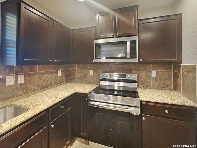 5706 Espada Clf Property Photo 4