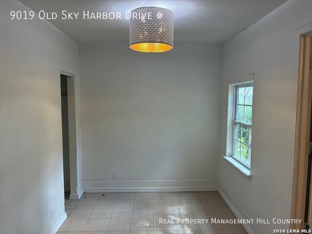 9019 Old Sky Hbr Property Photo 7