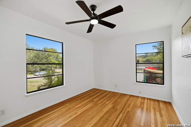 210 W Glenview Property Photo 18