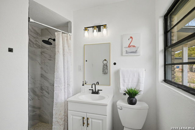 210 W Glenview Property Photo 19