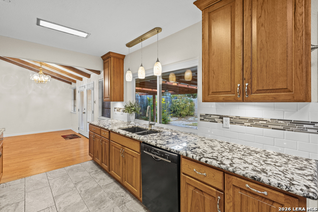 13622 Landmark Hl Property Photo 10
