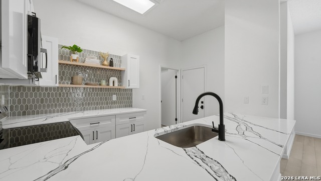 7343 Corian Park Dr Property Photo 10