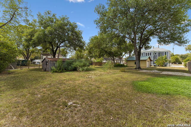 419 N River St Property Photo 6