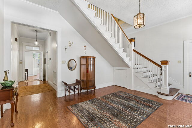 419 N River St Property Photo 9