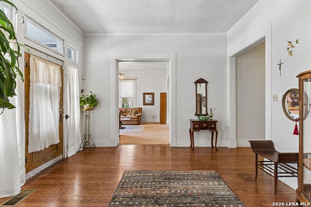 419 N River St Property Photo 10