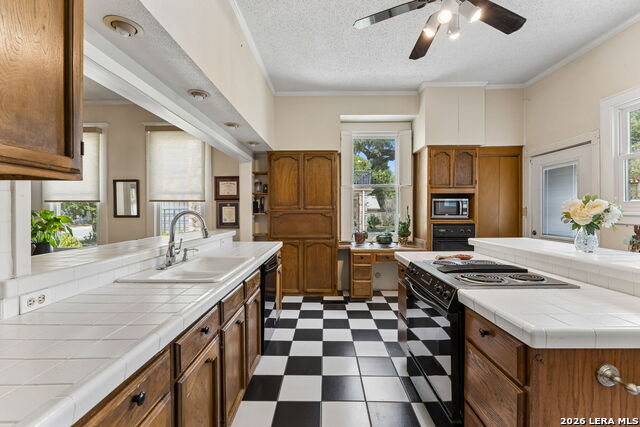 419 N River St Property Photo 14