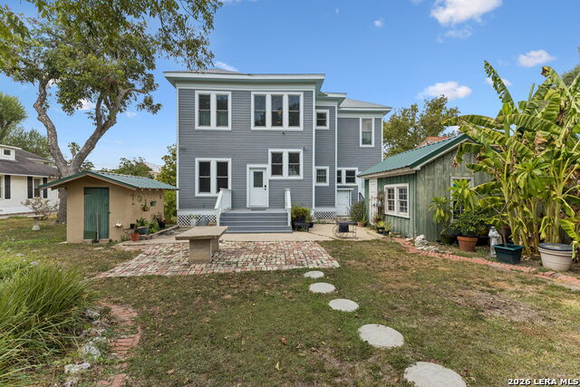 419 N River St Property Photo 28