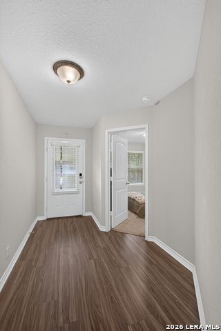 906 Red Crossbill Property Photo 7