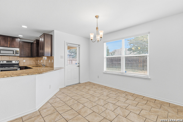 3906 Medina Br Property Photo 6