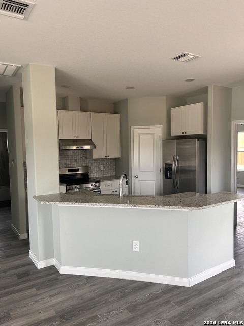 604 Mustang Circle Property Photo 1