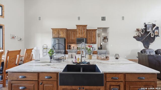 12093 New Sulphur Springs Rd Property Photo 12