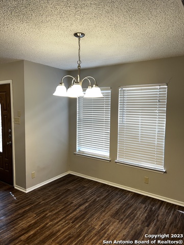 822 Meadow Dale Property Photo 4