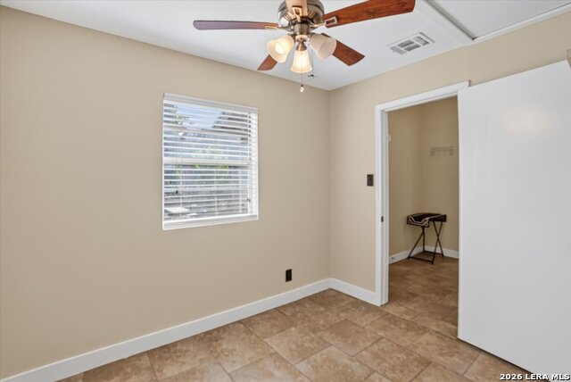 1039 W Russell Pl Property Photo 22