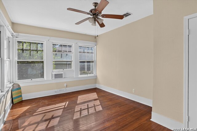 1039 W Russell Pl Property Photo 23