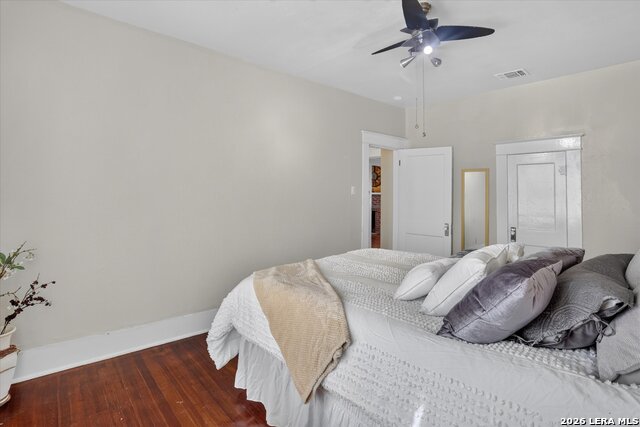1039 W Russell Pl Property Photo 28