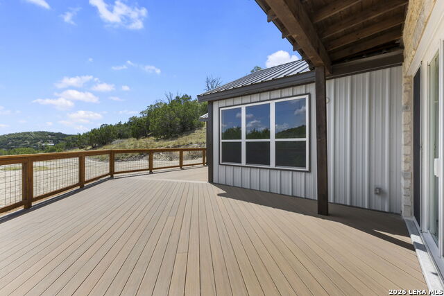 206 Valley Rd Property Photo 8