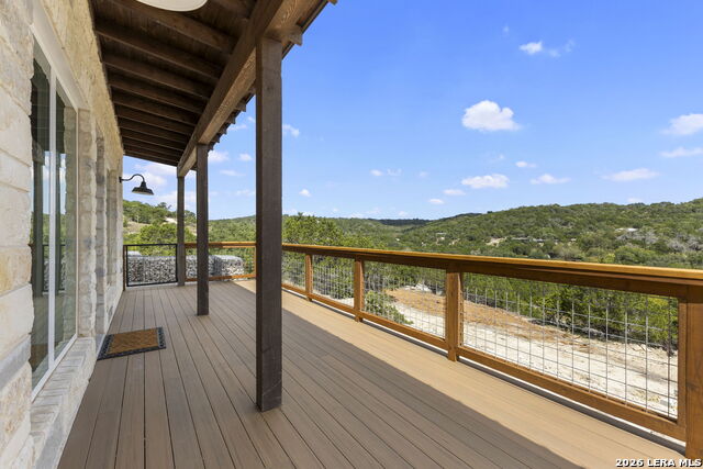206 Valley Rd Property Photo 10