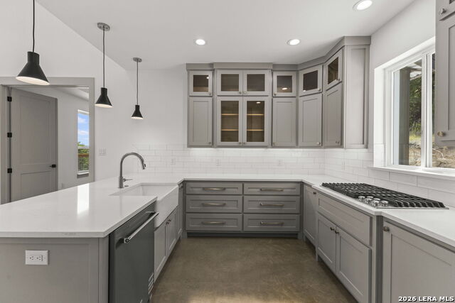 206 Valley Rd Property Photo 30