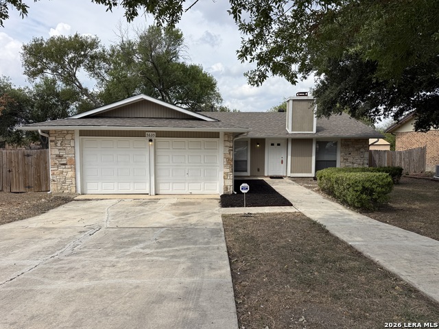 5635 Fountainwood Property Photo 1