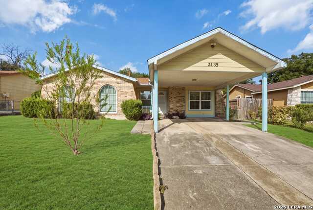 2135 Jim Bowie Dr Property Photo 1