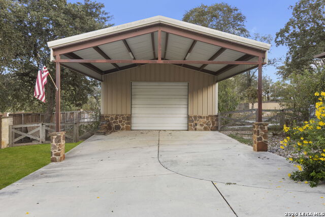 116 Hidden Forest Dr Property Photo 48