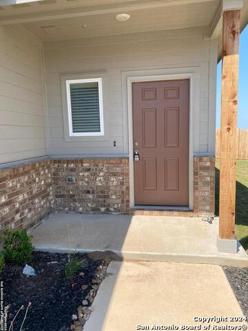 1235 Whitneyway Ln Property Photo 2
