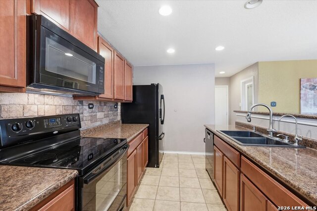 911 Trilby Property Photo 11