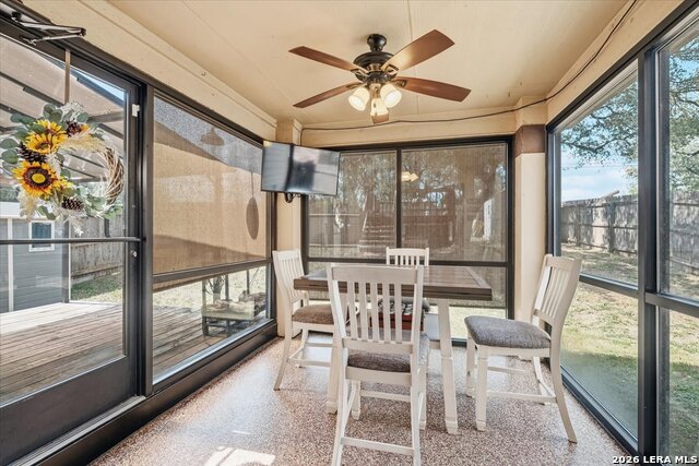 911 Trilby Property Photo 12