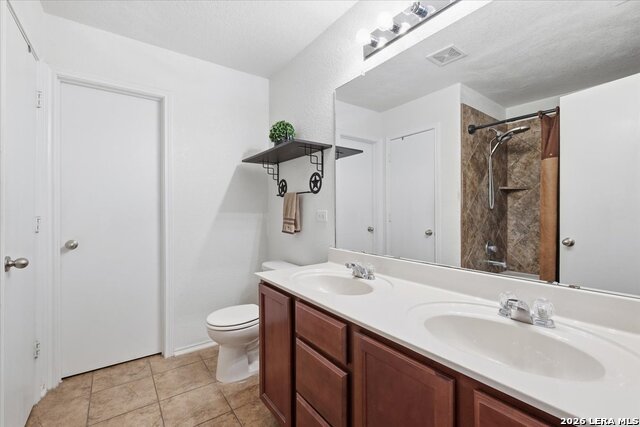 911 Trilby Property Photo 17